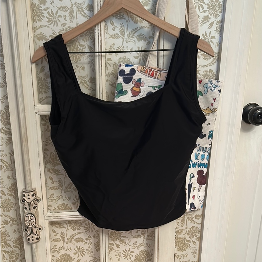 EUC Honeymark black swim top